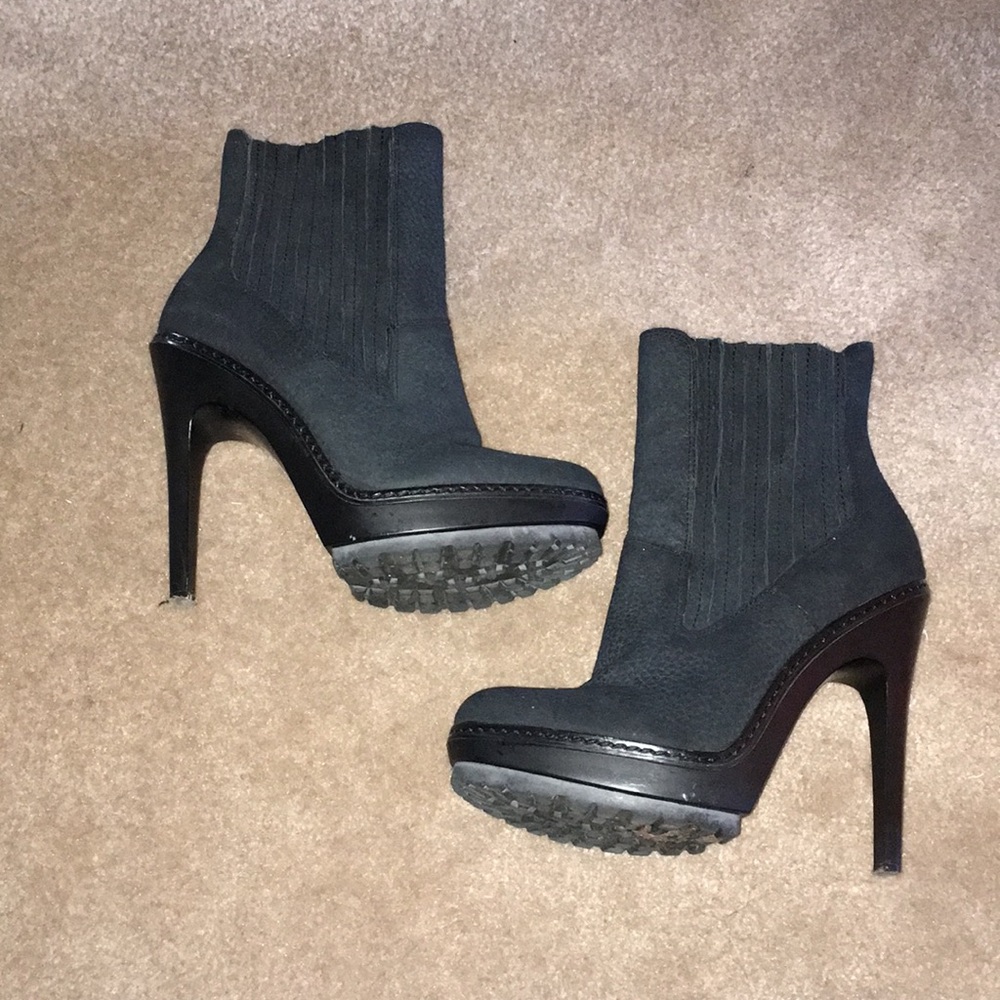 Bcbgmaxazria Black Leather Platform Euc Booties - image 5